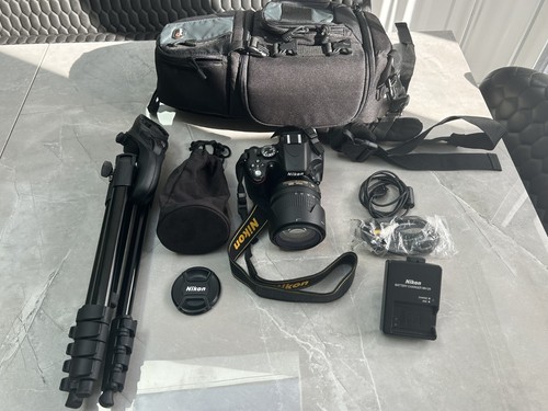 Nikon d5100 dslr caricatore - dslr,